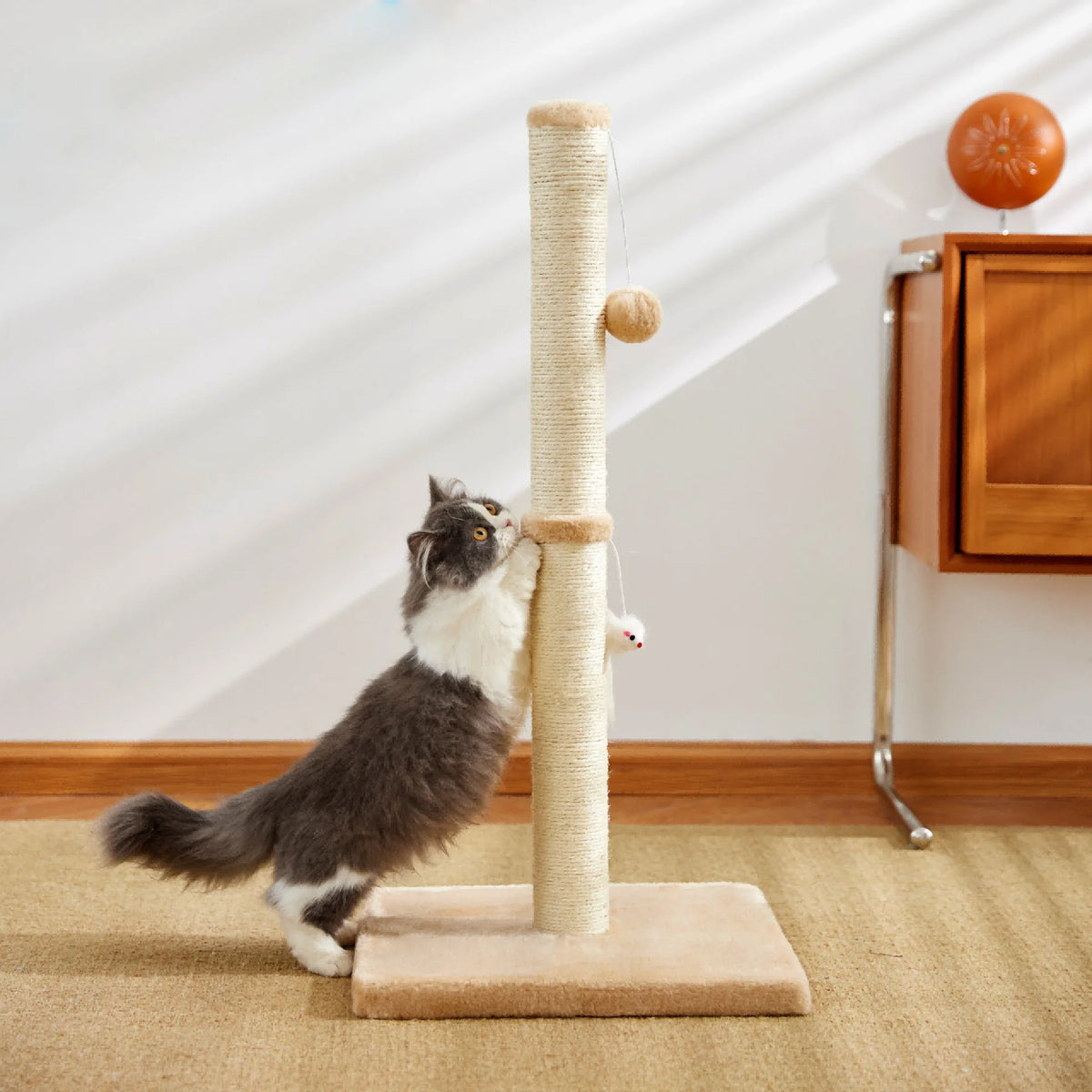 Sisal Cat Scratching Post – Vertical Scratcher