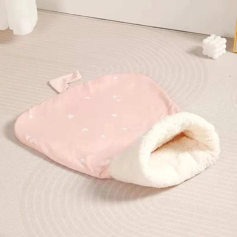 Self-Warming Cave Cat Bed – Winter Hideaway
